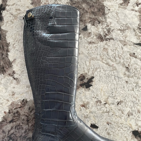 Brand New leather Riding Boots. Uterque - Picture 3 of 10